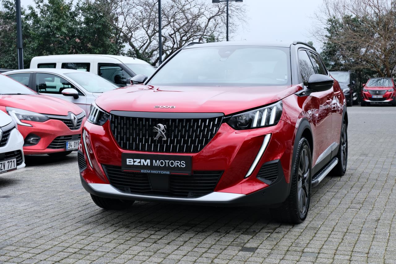 Peugeot/2008 1.2İ Gt